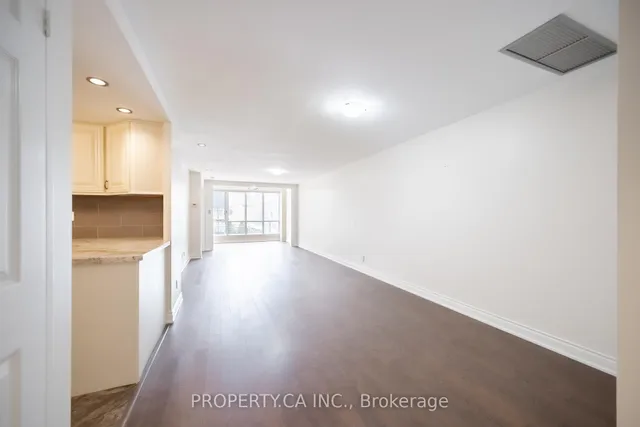 Additional image 9 of 55 Lombard St Unit 203