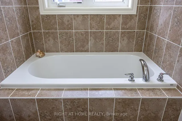 Additional image 37 of 557 Settlers Rd