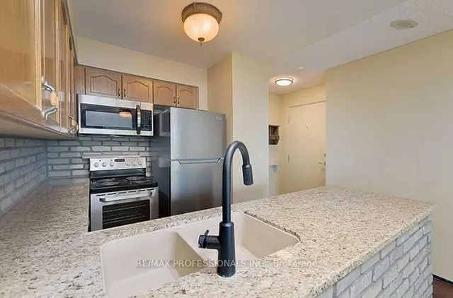 Additional image 18 of 2121 Lake Shore Blvd Unit 1203