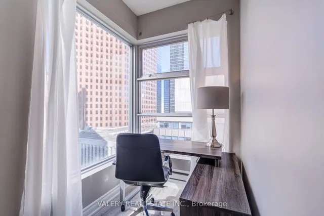 Additional image 14 of 1 King St Unit 2002