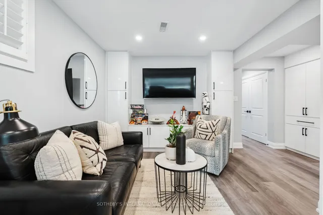 Additional image 38 of 34 Eaton Ave