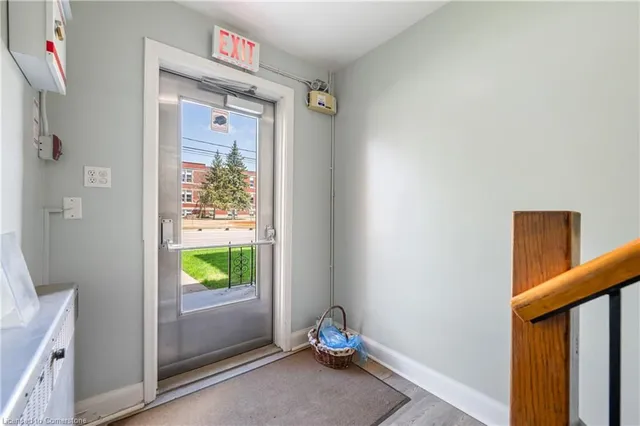 Additional image 4 of 265 Weber St Unit 6