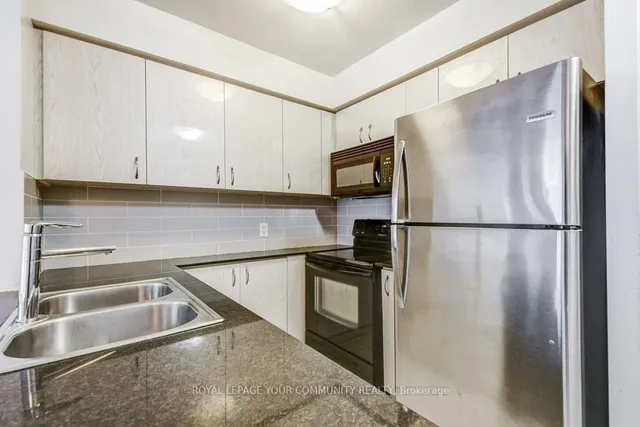 Additional image 12 of 5793 Yonge St Unit 211