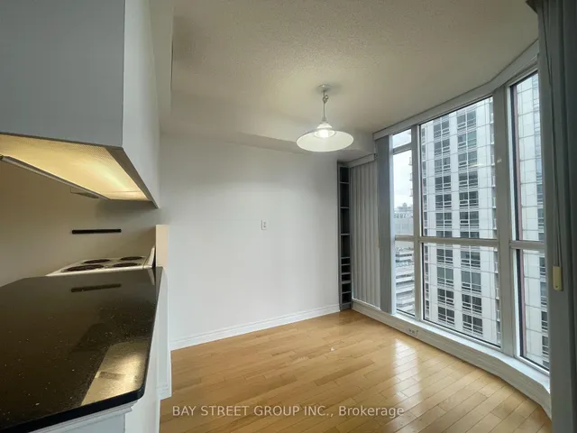 Additional image 8 of 736 Bay St Unit 1910