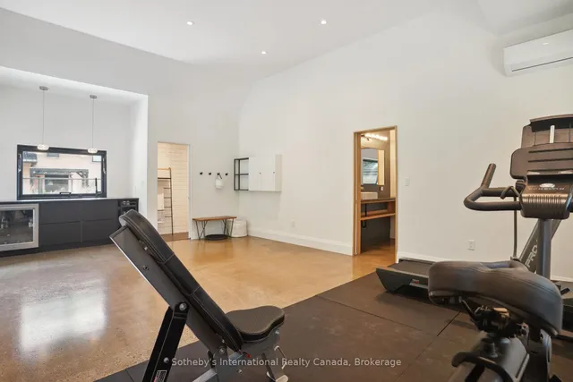 Additional image 40 of 3 Forest Ave