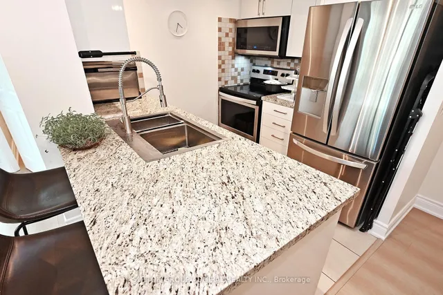 Additional image 16 of 15 Greenview Ave Unit 305