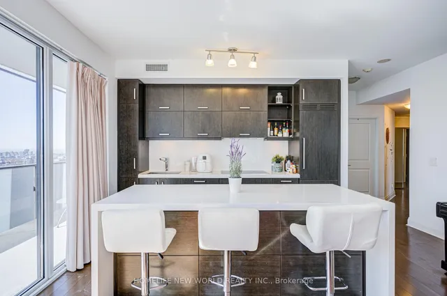 Additional image 10 of 65 St Mary St Unit 3102