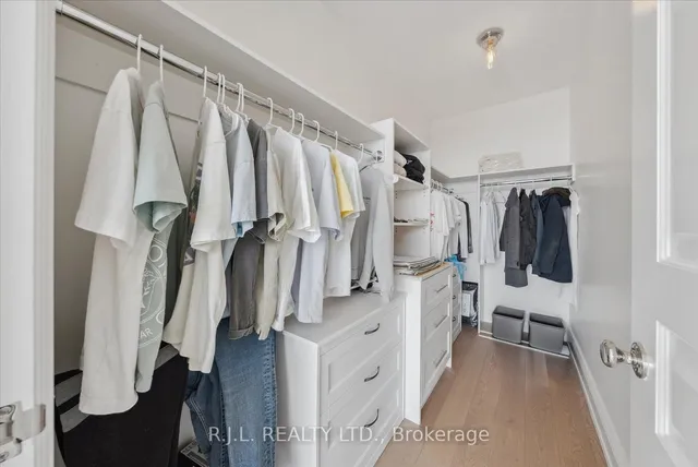 Additional image 44 of 183 Wellington St Unit 2505