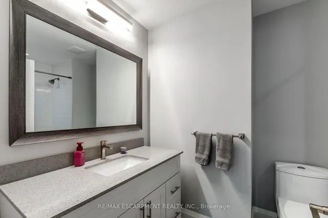 Additional image 19 of 4463 Hawthorne Dr