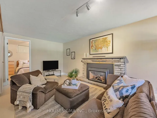 Additional image 28 of 24 Viamede Cres