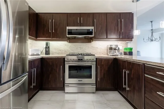 Additional image 16 of 9 Harbour Dr