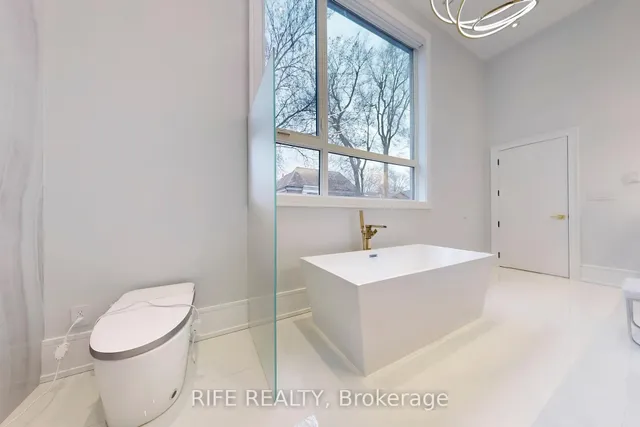 Additional image 30 of 615 Briar Hill Ave