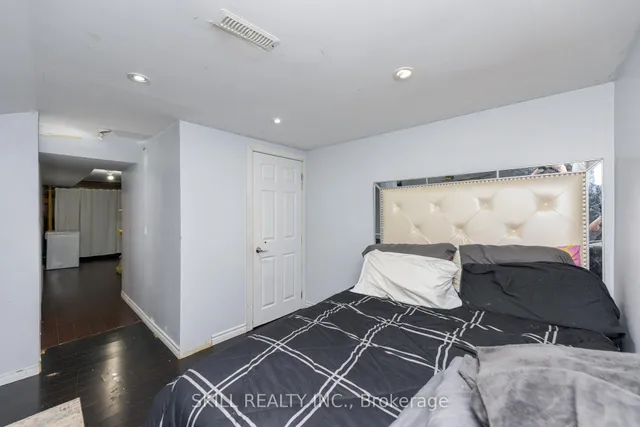 Additional image 34 of 7500 Goreway Dr Unit 92