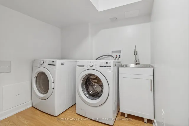 Additional image 40 of 16 Jasmine Sq