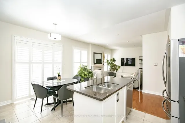 Additional image 22 of 15 Fallharvest Ave