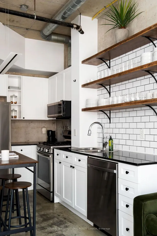 Additional image 13 of 369 Sorauren Ave Unit 402