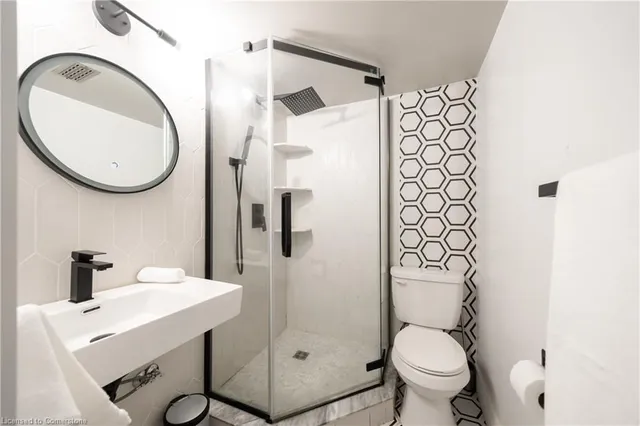 Additional image 32 of 105 Tragina Ave