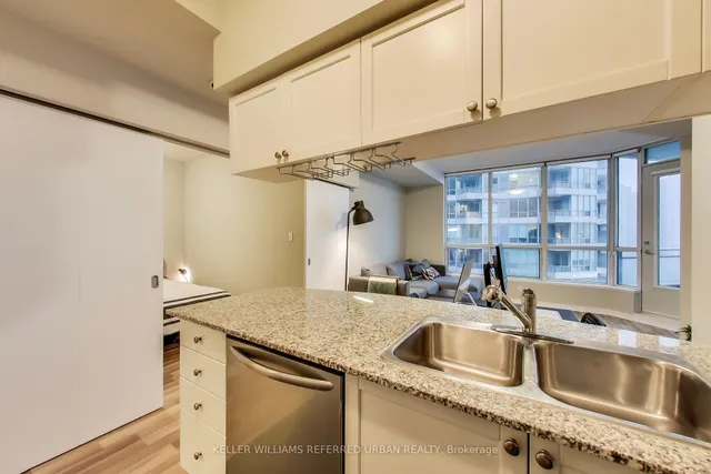 Additional image 15 of 230 Queens Quay Unit 2117
