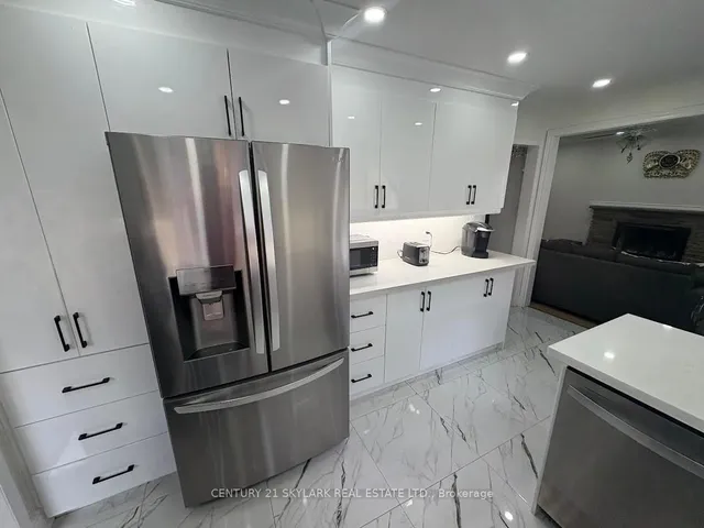 Additional image 32 of 174 Silverstone Dr