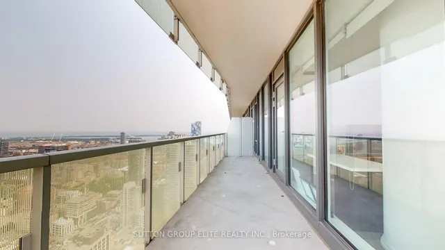 Additional image 30 of 197 YONGE St Unit 4902