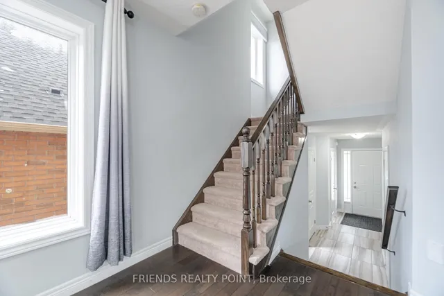 Additional image 21 of 37 Charleswood Cres