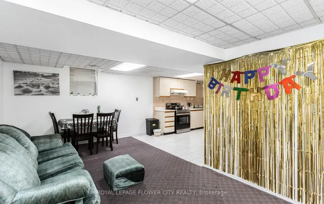 Additional image 33 of 97 Newport St