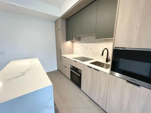 Additional image 11 of 123 Portland St Unit 703