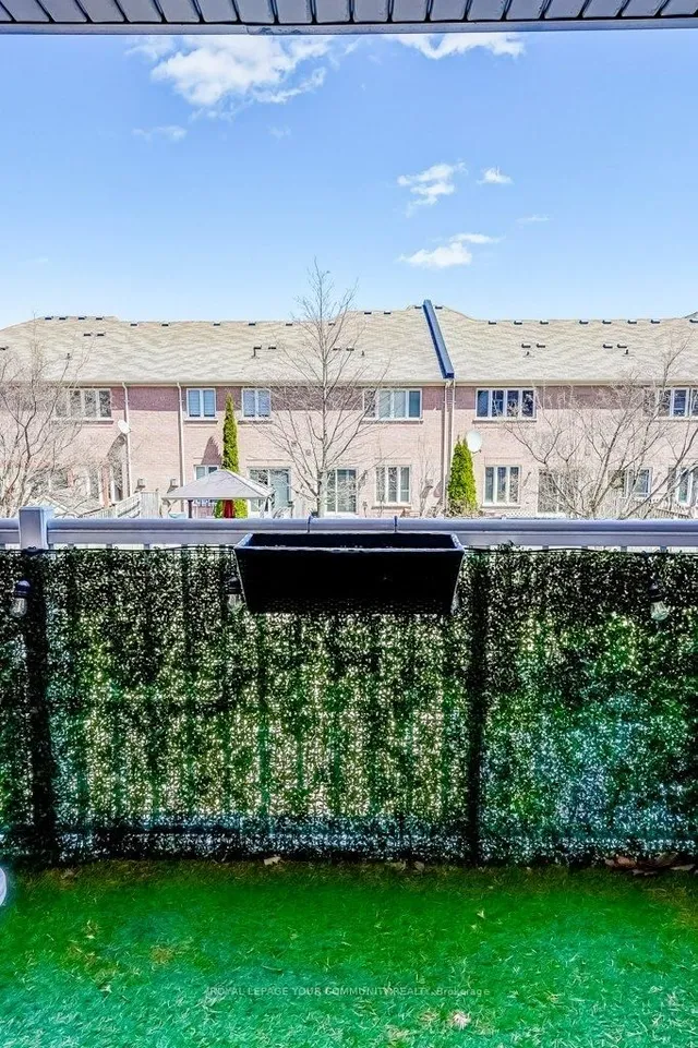 Additional image 25 of 651 Warden Ave Unit D38