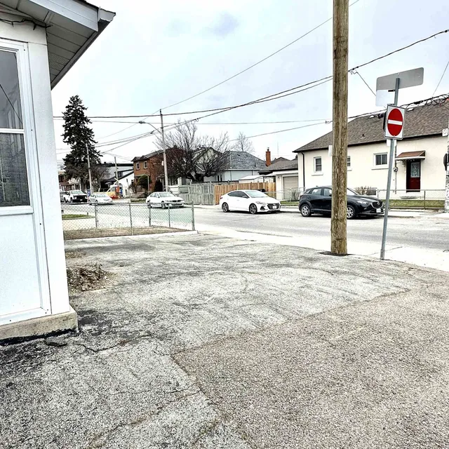 Additional image 10 of 201 Aileen Ave