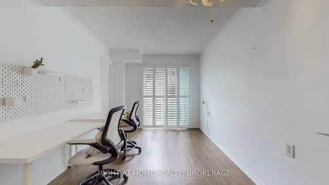 Additional image 38 of 371 Fairgate Way