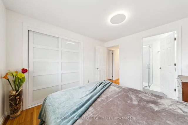 Additional image 30 of 1612 Wavell Cres
