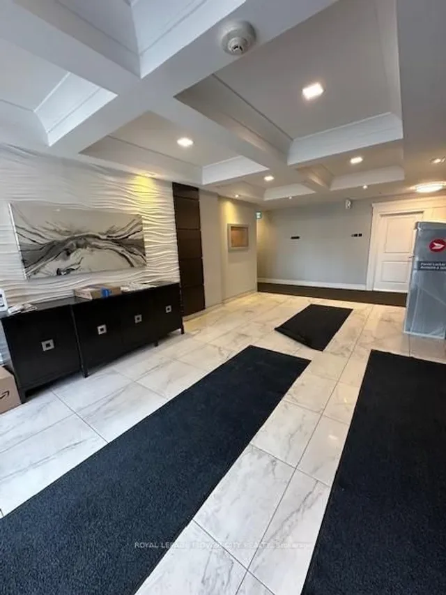 Additional image 32 of 630 Sauve St Unit 404