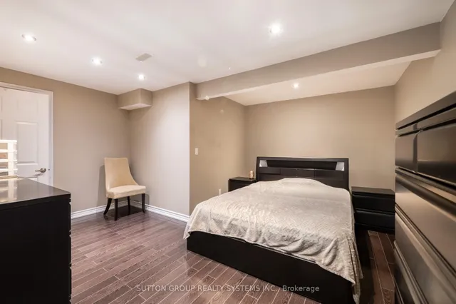 Additional image 38 of 925 Dice Way