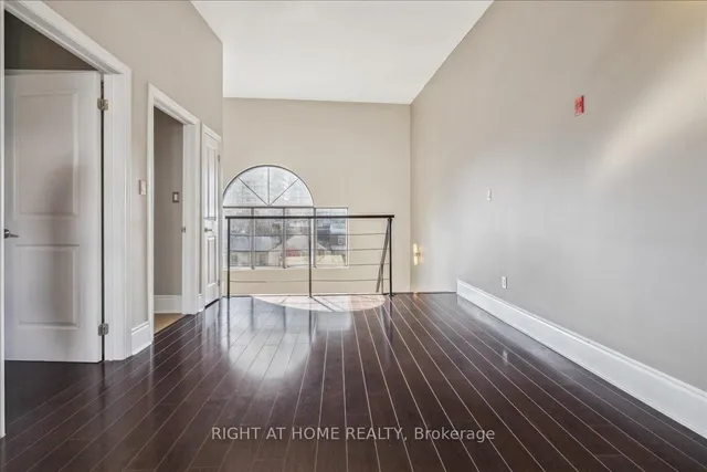 Additional image 22 of 80 King William St Unit 402