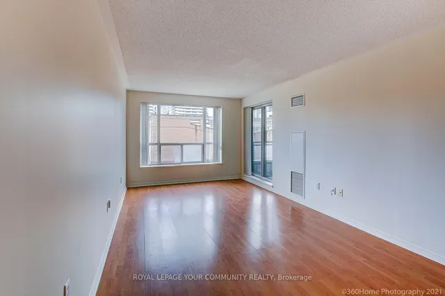 Additional image 2 of 889 Bay St Unit 512