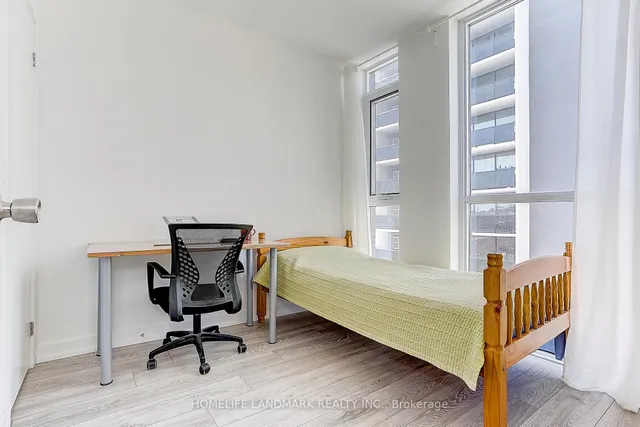 Additional image 32 of 159 Wellesley St Unit 401