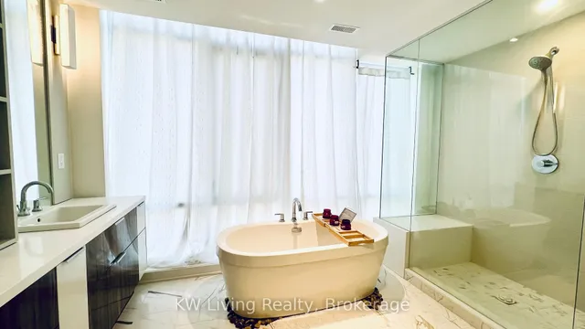 Additional image 9 of 32 Sonic Way