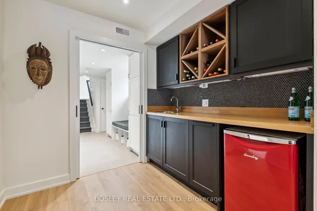 Additional image 11 of 27 1/2 Dunbar Rd