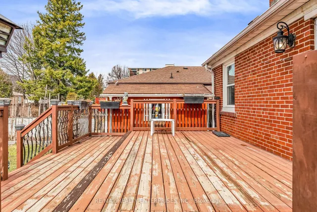 Additional image 34 of 20 Ashdean Dr