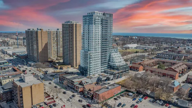 286 Main St Unit 810