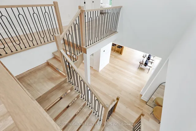 Additional image 19 of 214 Shaver Ave