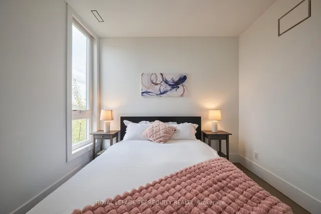 Additional image 39 of 81 Falstaff Ave