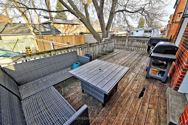 Additional image 37 of 555 Royal York Rd