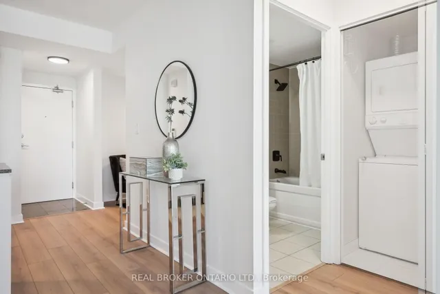 Additional image 19 of 10 Navy Wharf Crt Unit 2901