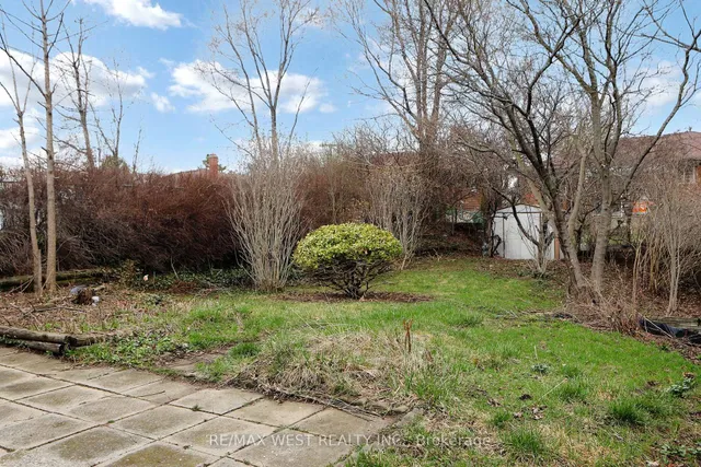 Additional image 31 of 14 Byng Ave