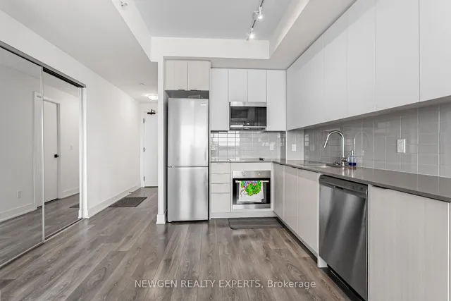 Additional image 6 of 2481 Taunton Rd Unit 1310