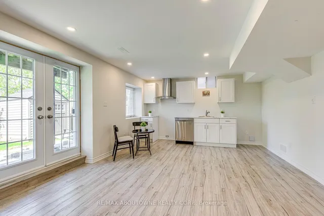 Additional image 42 of 127 Mcknight Ave