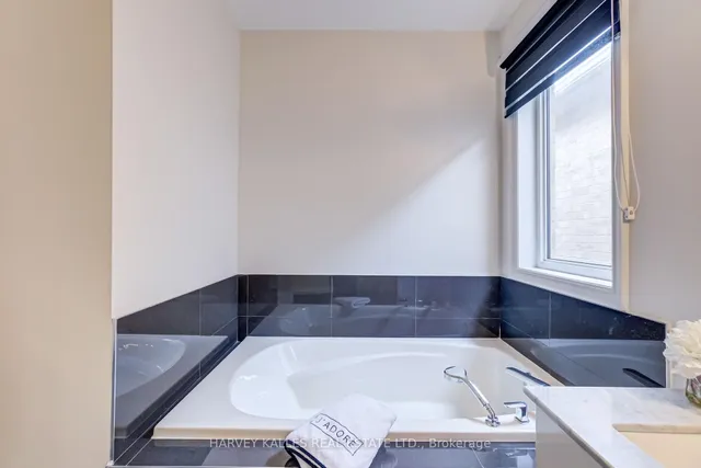 Additional image 25 of 3096 Post Rd