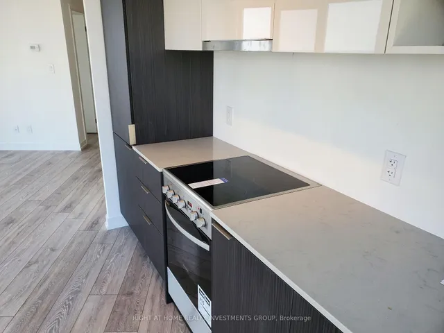 Additional image 10 of 159 Wellesley St Unit 2603