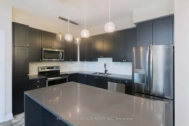 Additional image 16 of 65 Yorkland Blvd Unit 206